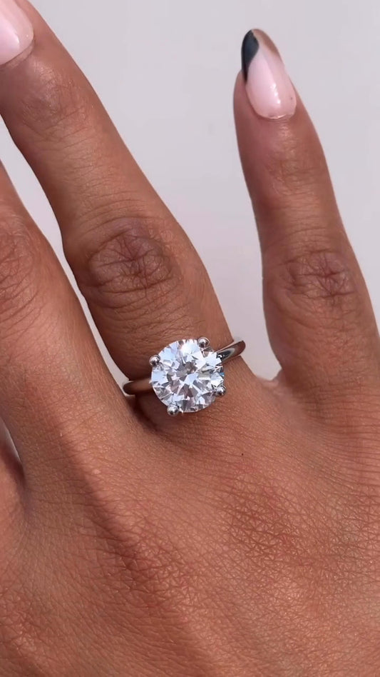 Ailani Round Solitaire Moissanite Engagement Ring