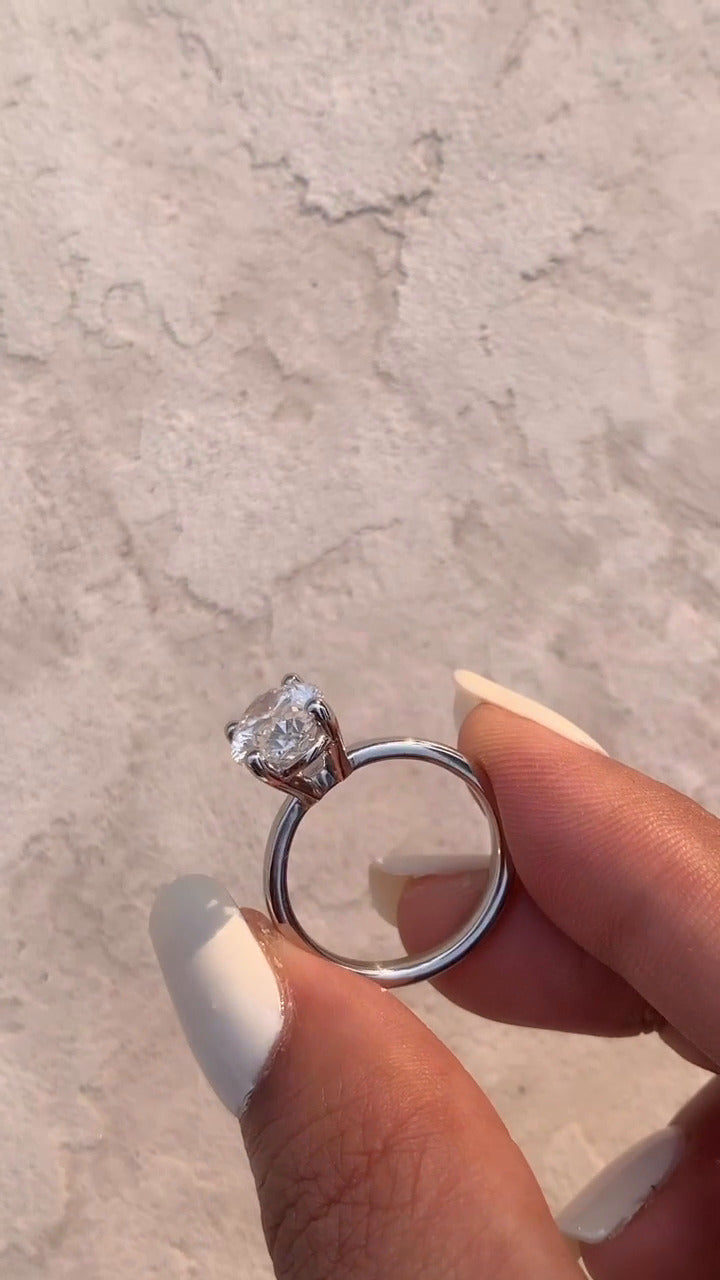 Dasha Oval Solitaire Moissanite Engagement Ring