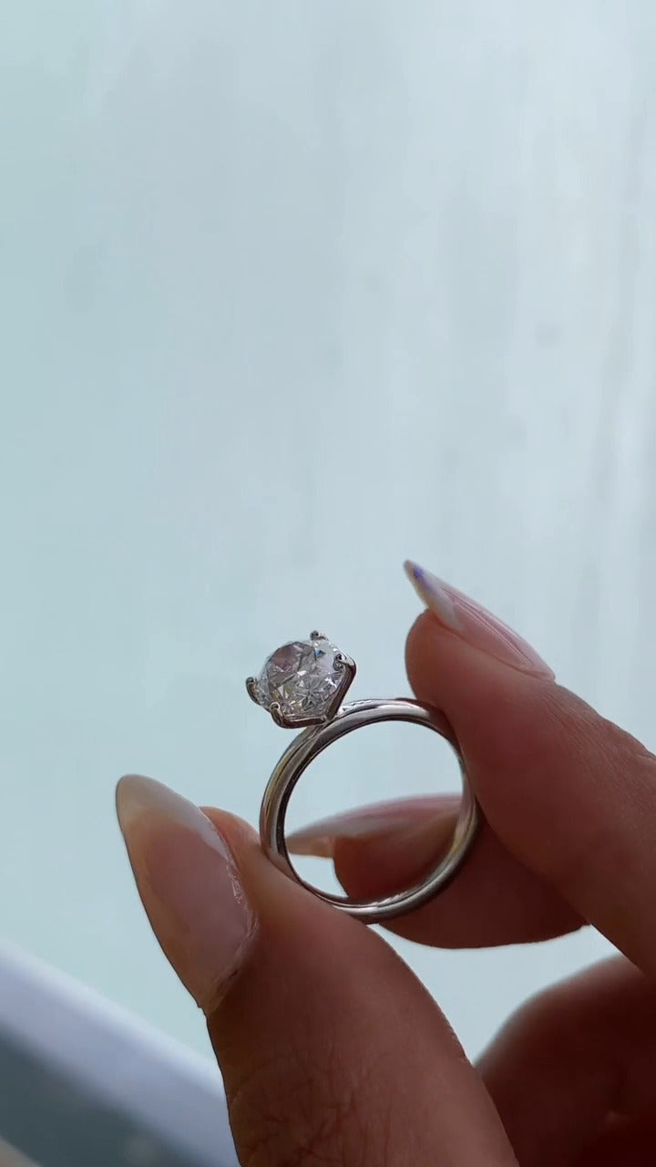 Katherine Oval Solitaire Moissanite Engagement Ring