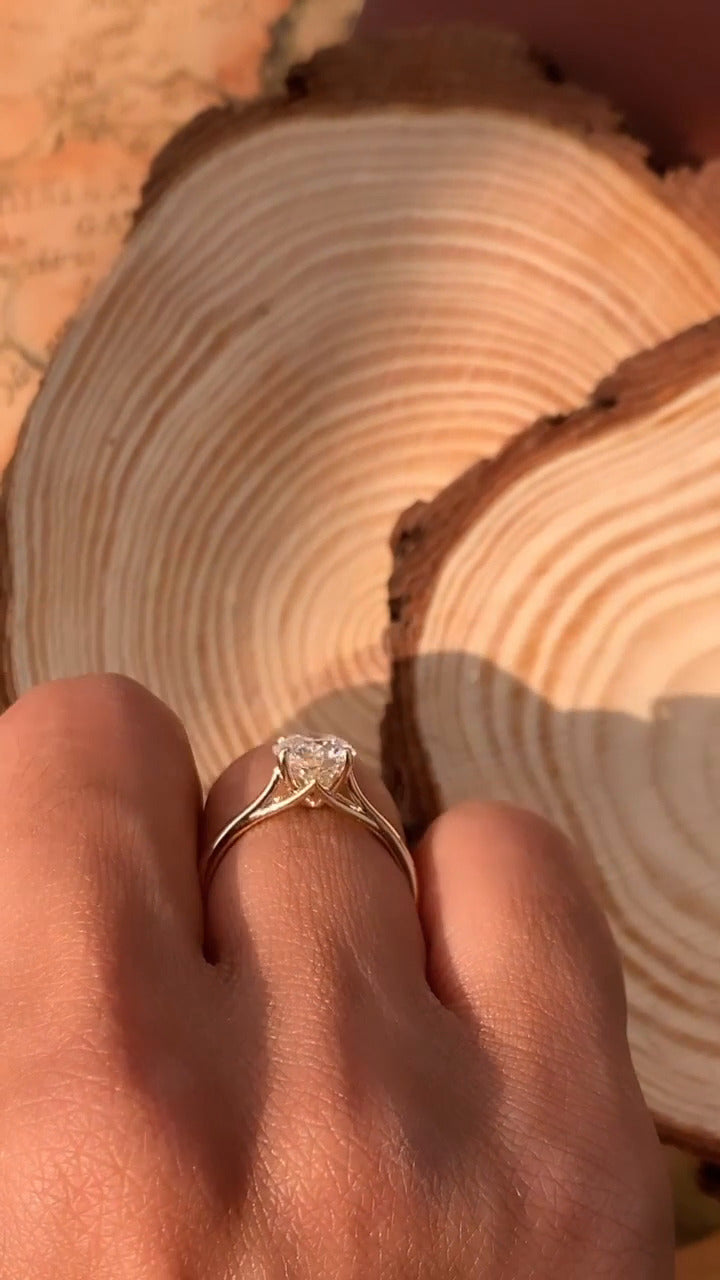 Lavinia Round Solitaire Moissanite Engagement Ring