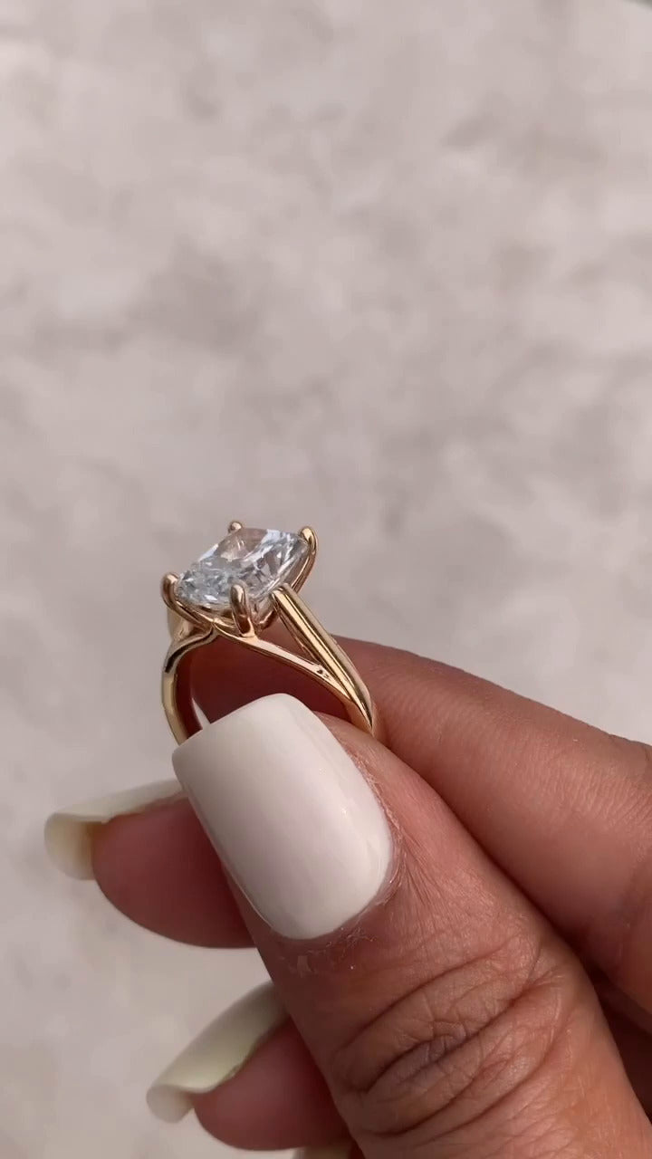 Lavinia Radiant Solitaire Moissanite Engagement Ring