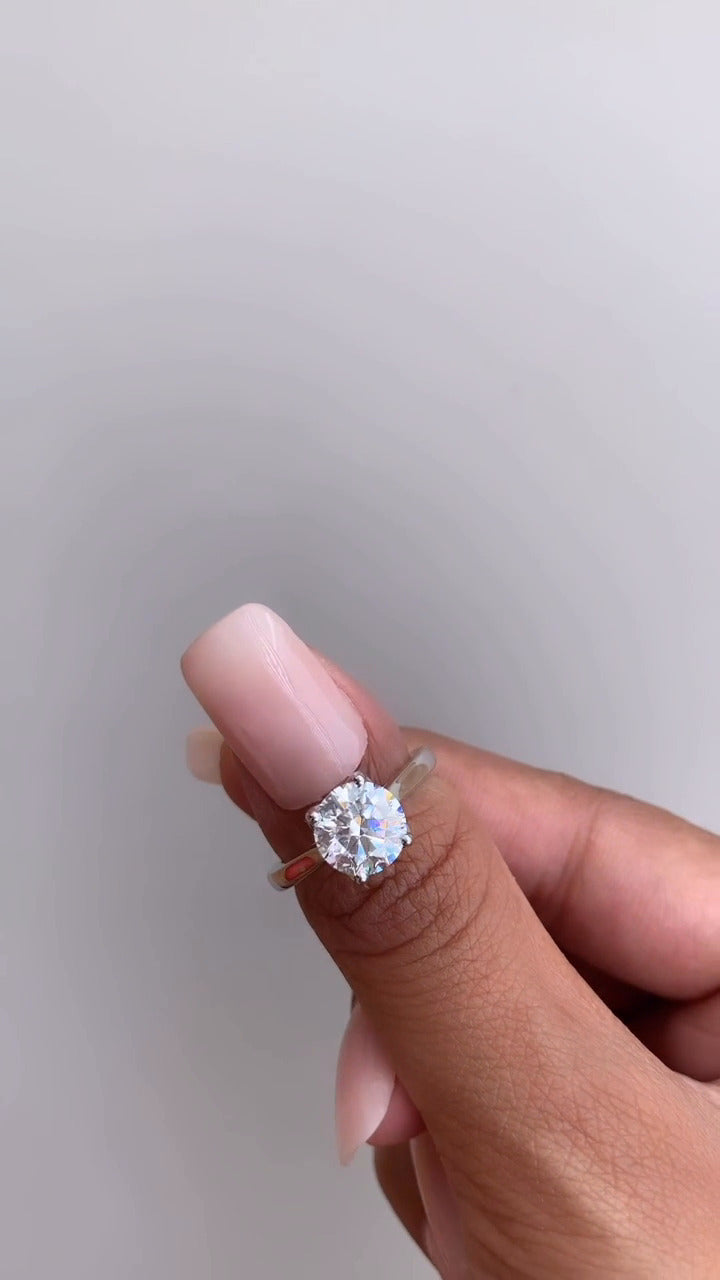Lyla Round Solitaire Moissanite Engagement Ring