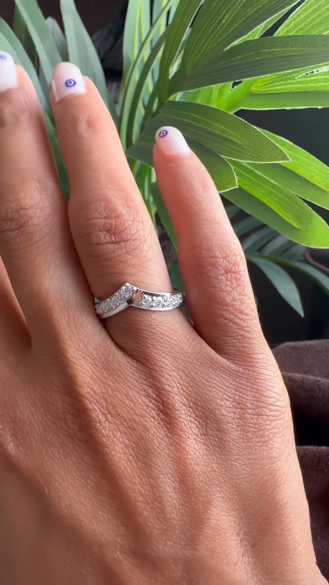 Nia Shaped Moissanite Wedding Ring