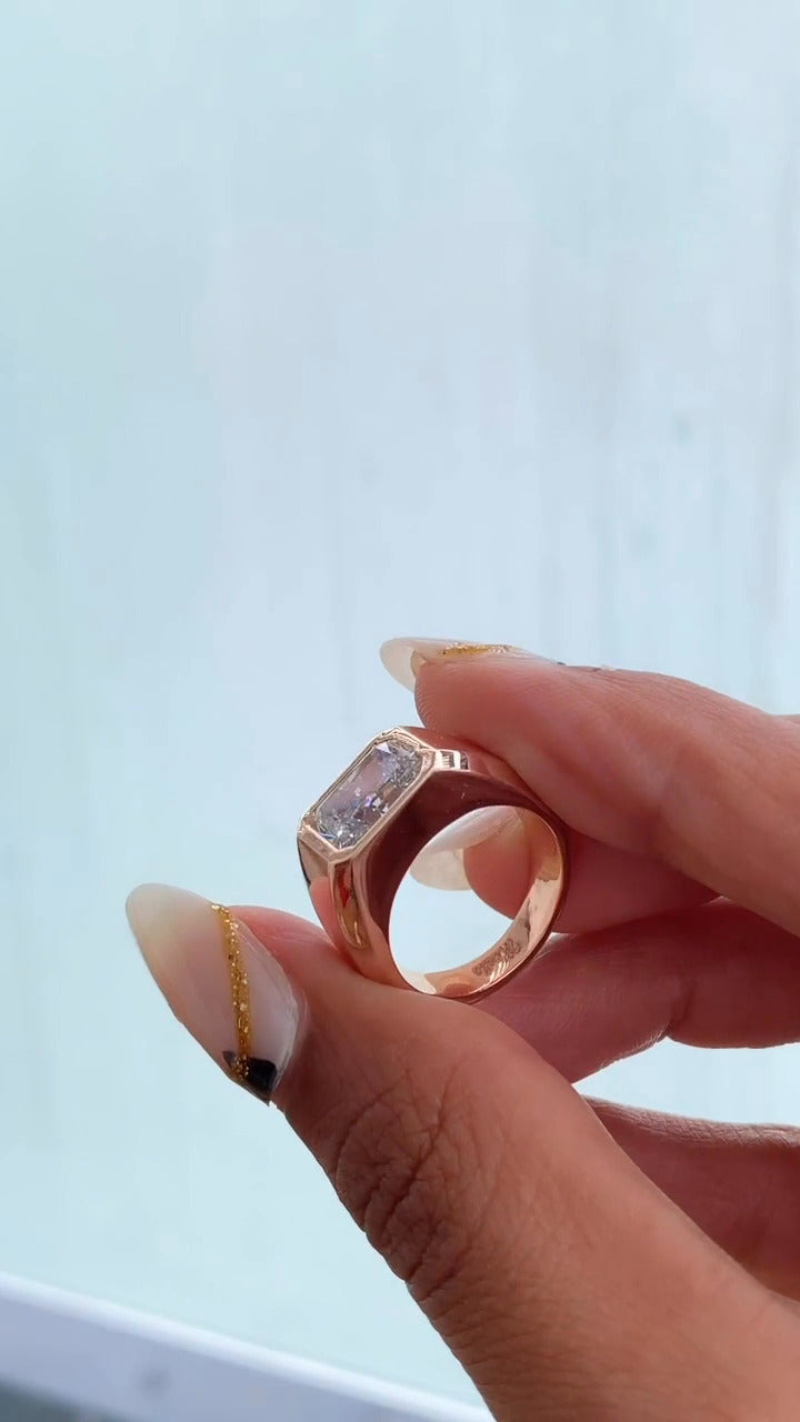 Noemi Radiant Bezel Moissanite Engagement Ring