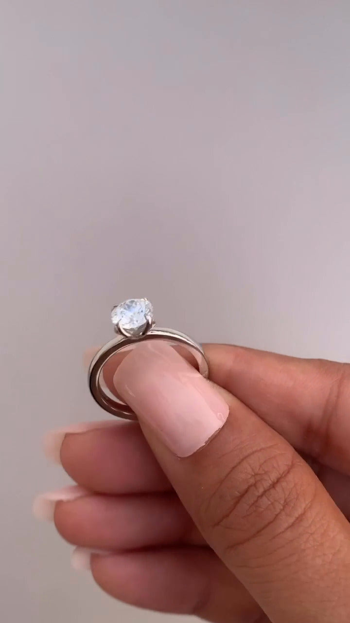 Samira Round Solitaire Moissanite Engagement Ring