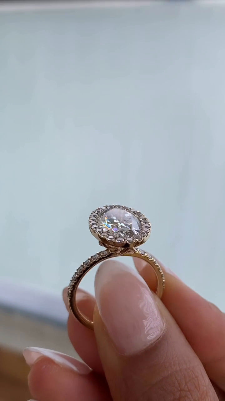 Tatienne Oval Halo Moissanite Engagement Ring