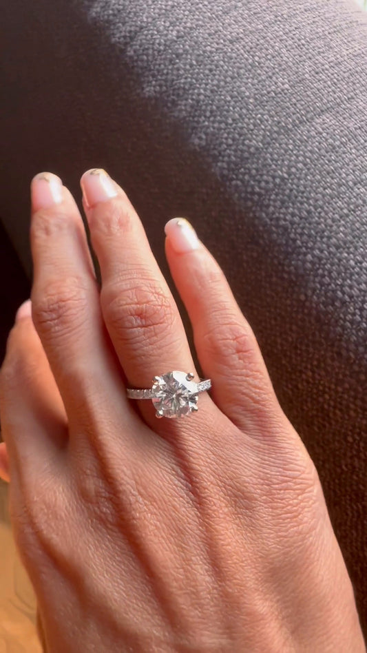 Yati Round Diamond Band Moissanite Engagement Ring