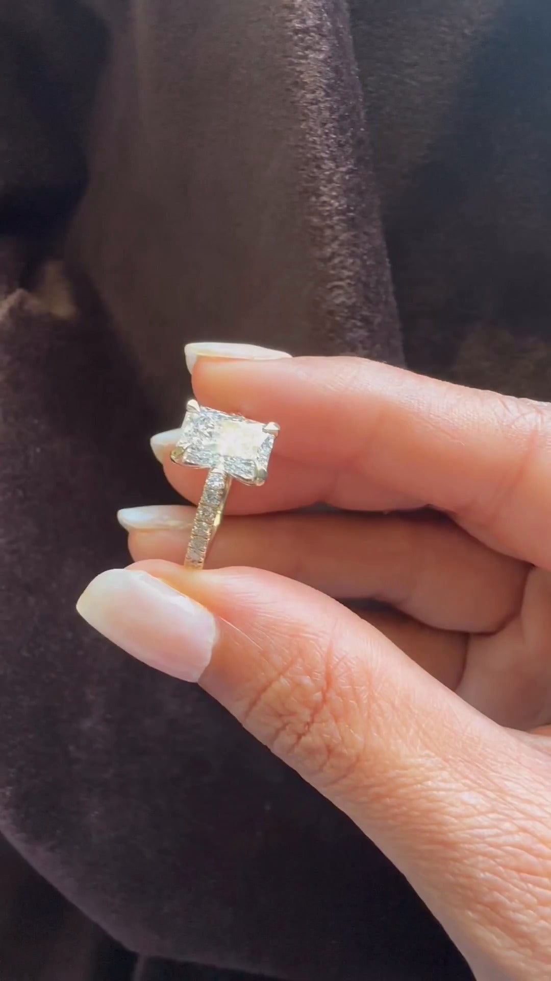 Zeni Radiant Dainty Moissanite Engagement Ring