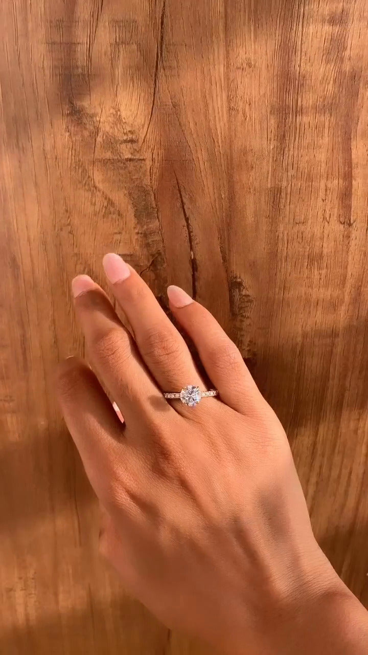 Zeni Round Dainty Moissanite Engagement Ring