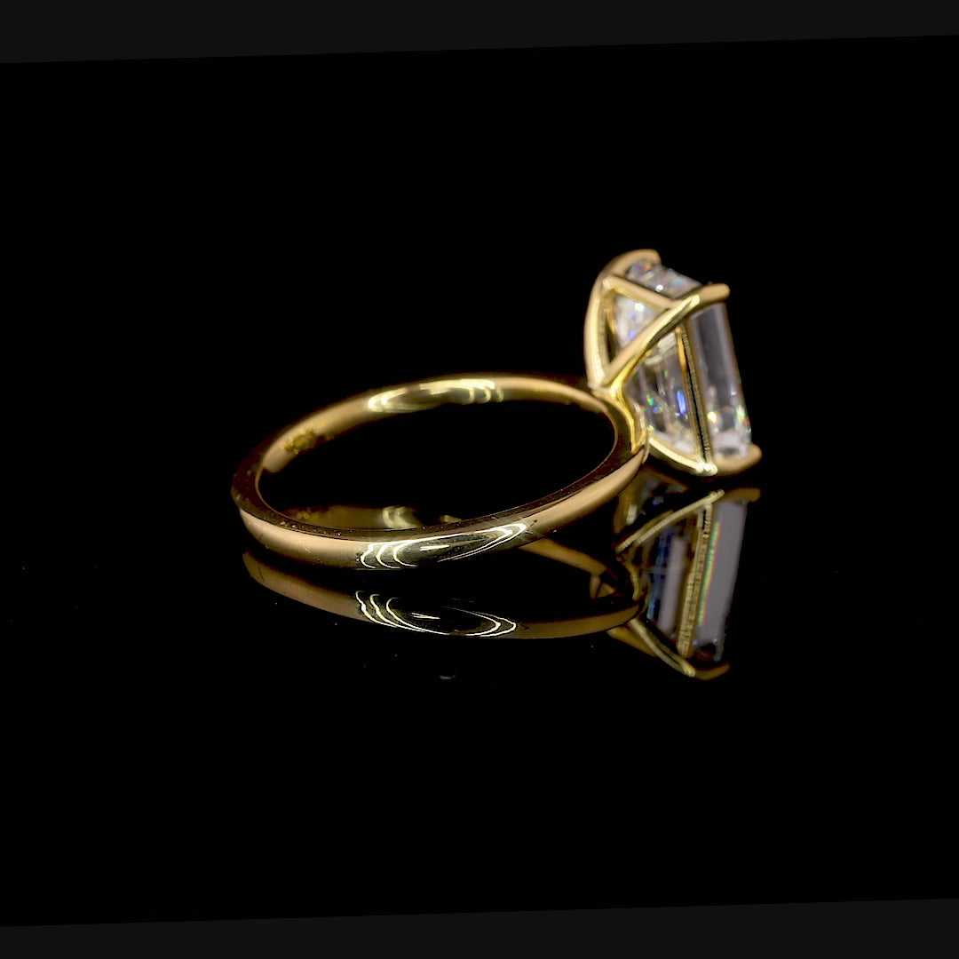 Solitaire Moissanite Engagement Ring