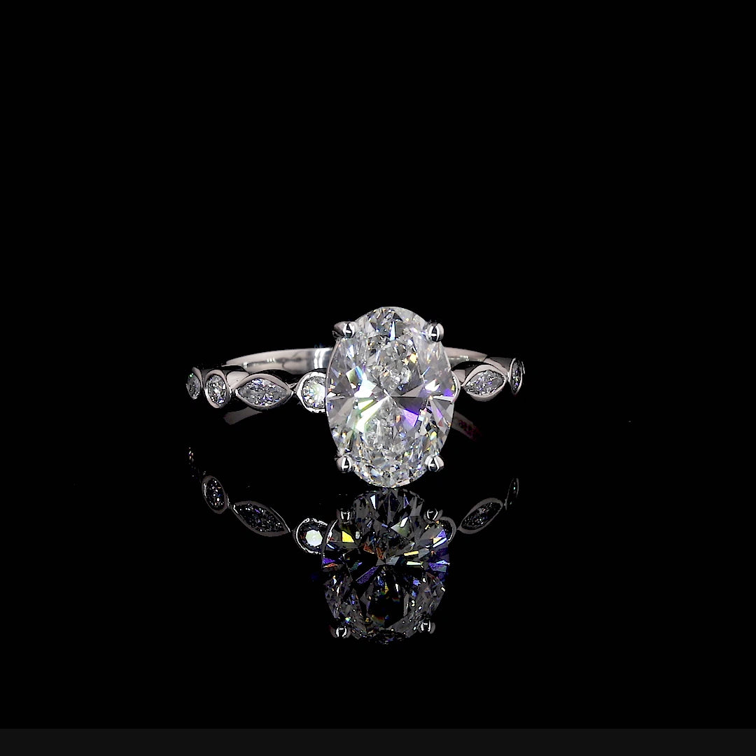 Pailin Oval Moissanite Engagement Ring