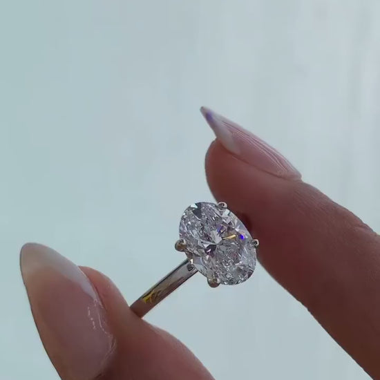 Oval Engagement Ring