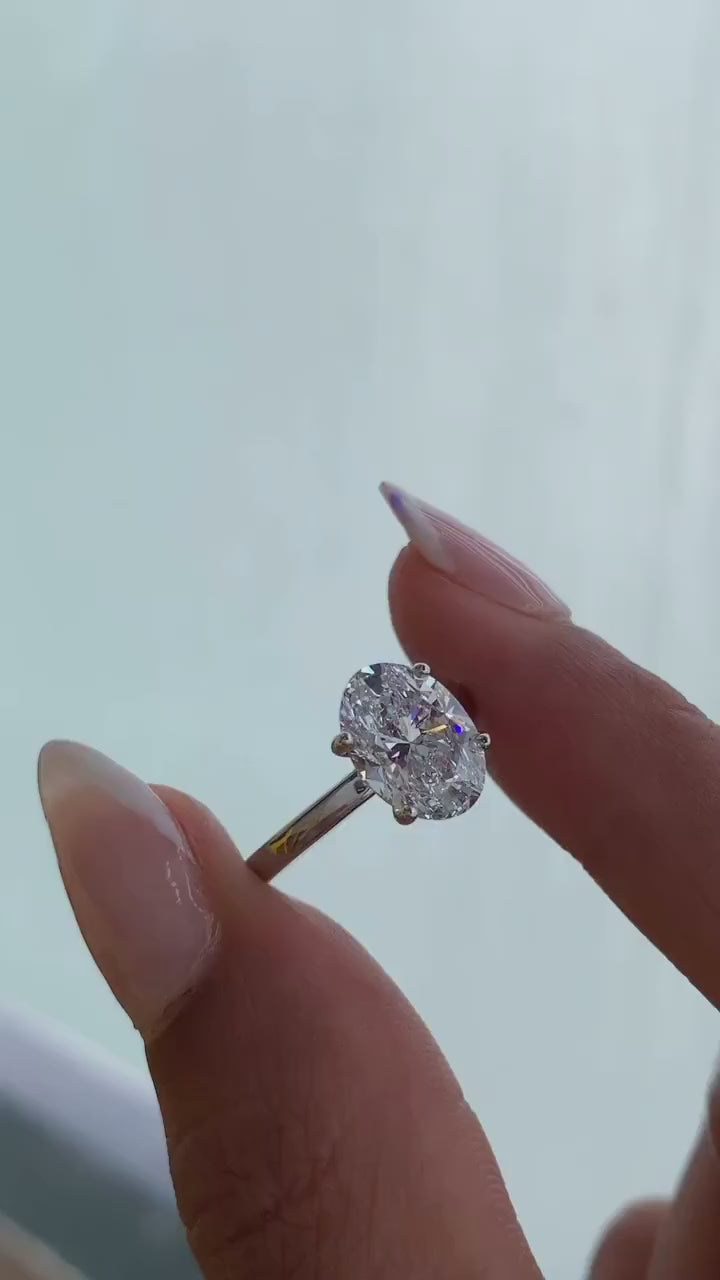 Oval Engagement Ring