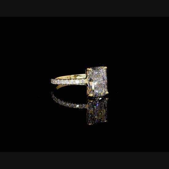 Vittoria Radiant Diamond Band 