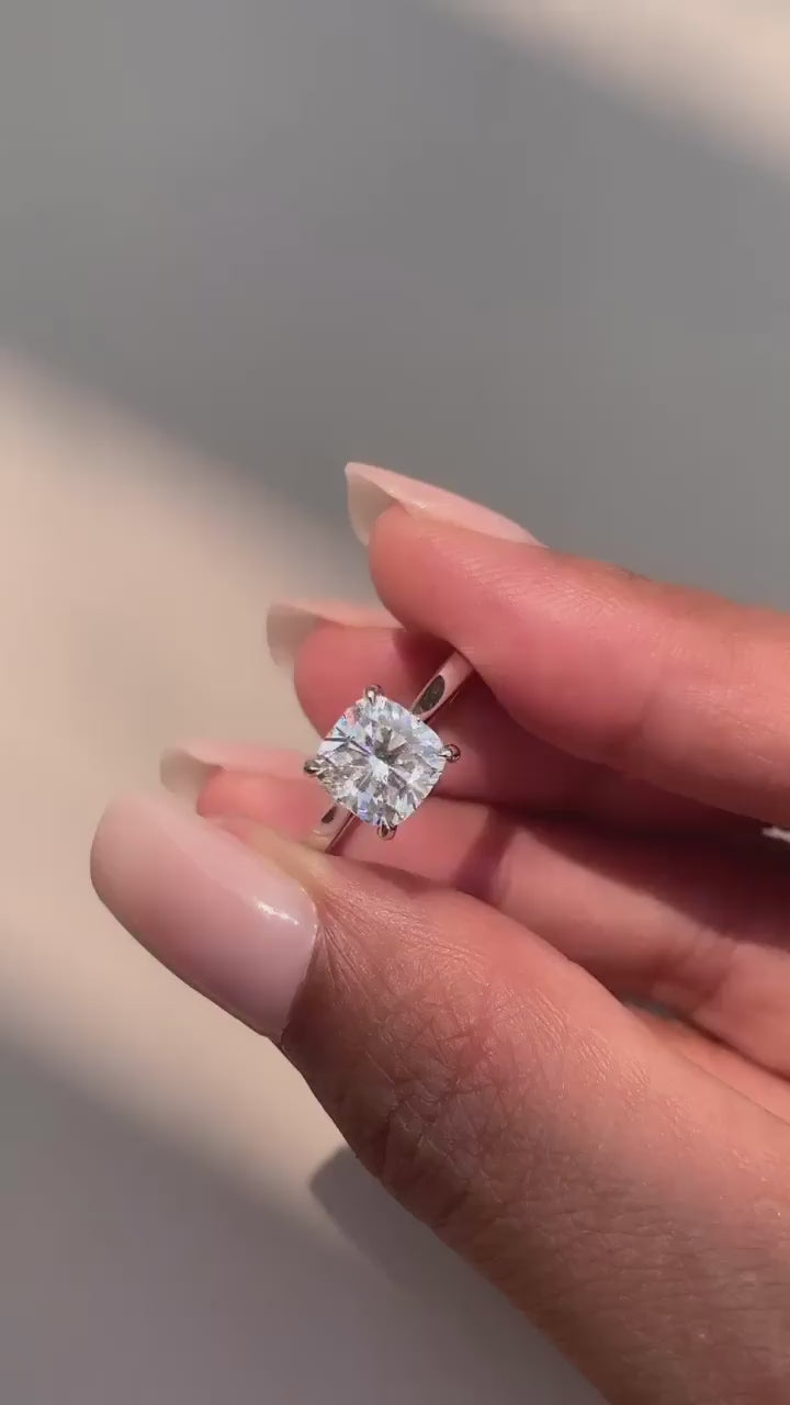 Solitaire Moissanite Engagement Ring