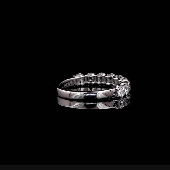 Round Anniversary Band