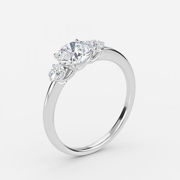 Kaori Round Three Stone Moissanite Engagement Ring